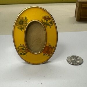 Vintage Oval Photo Frame